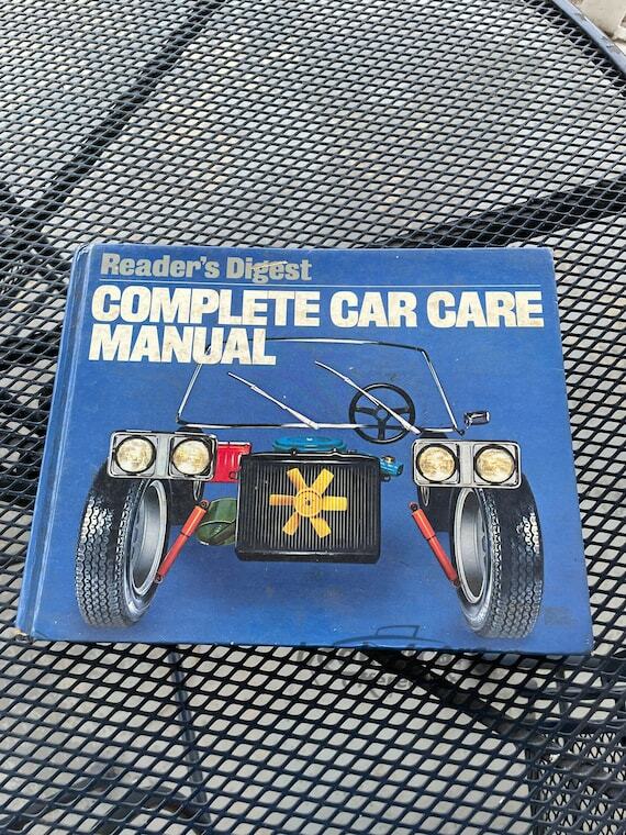 view cover of Complete Car Care Manual by Popular Mechanics 298 pages hardcover