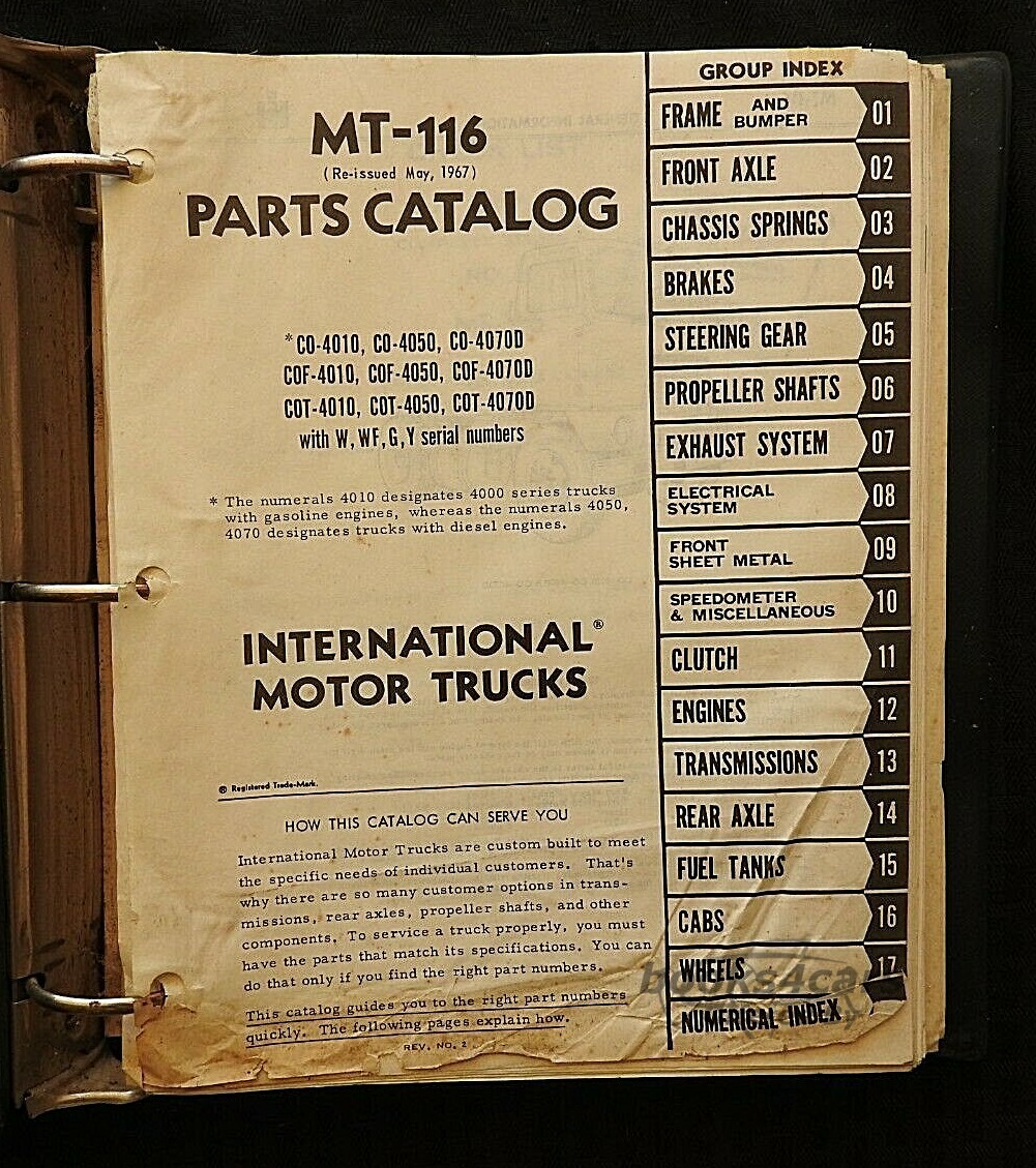 view cover of MT-116 Parts Catalog Manual by International