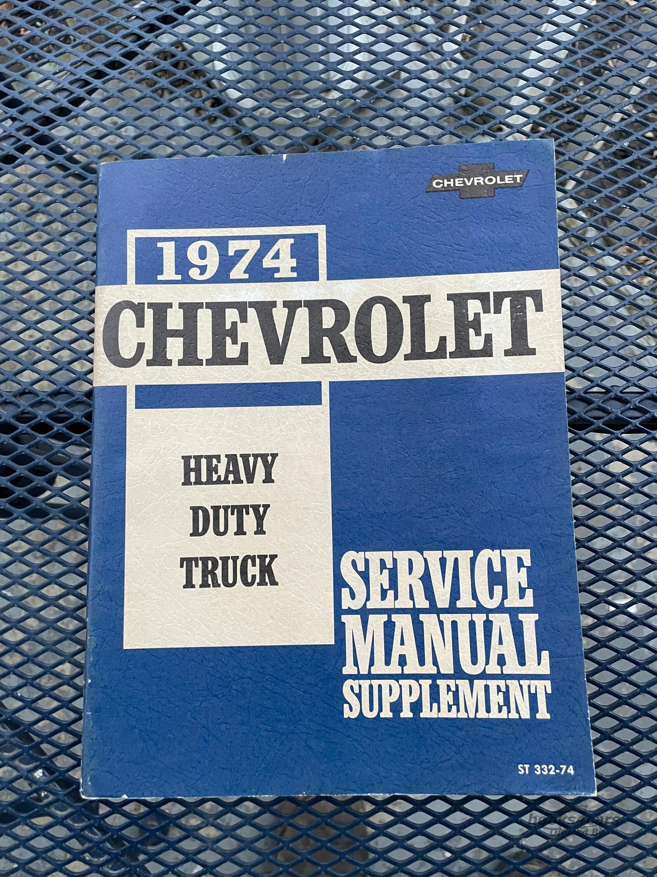 view cover of 