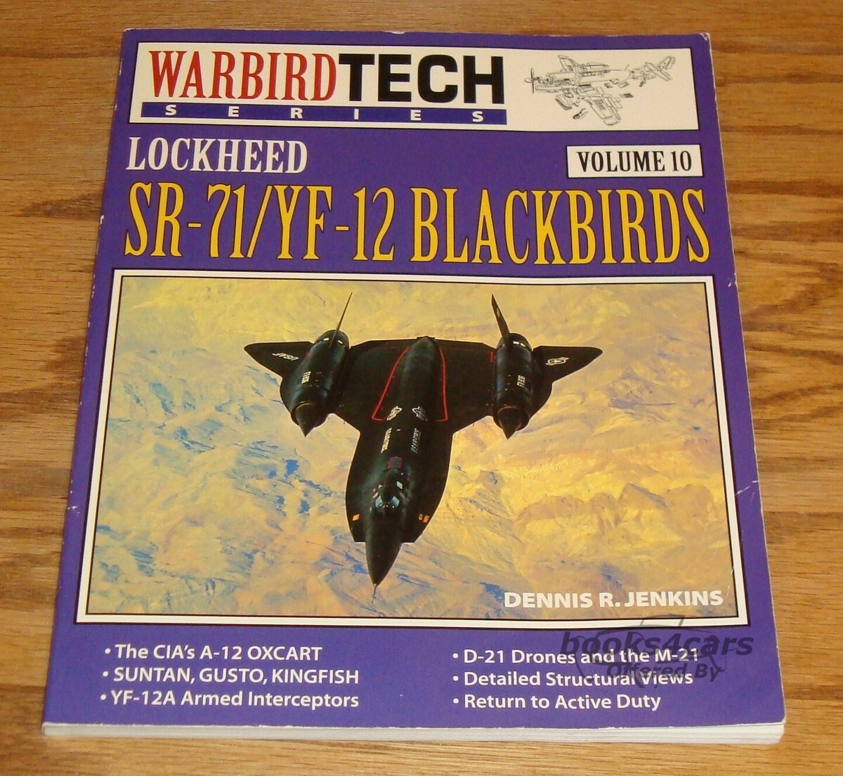 view cover of Blackbird SR-71 YF-12 history book about Lockheed warplanes: 104 pgs includes drawings, exploded views & cutaway photos.