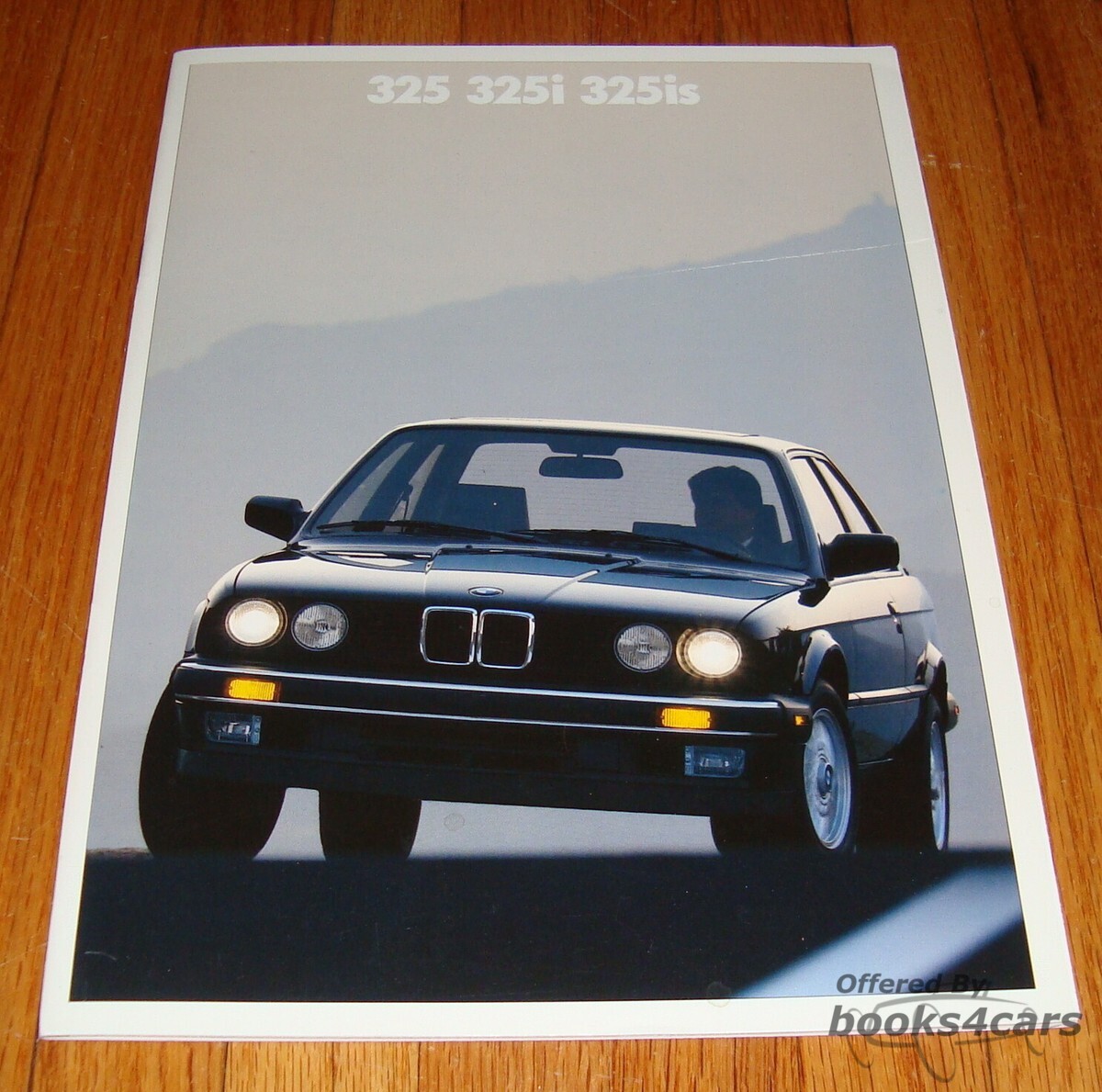 view cover of 1988 BMW 325 325i and 325is Sales Brochure