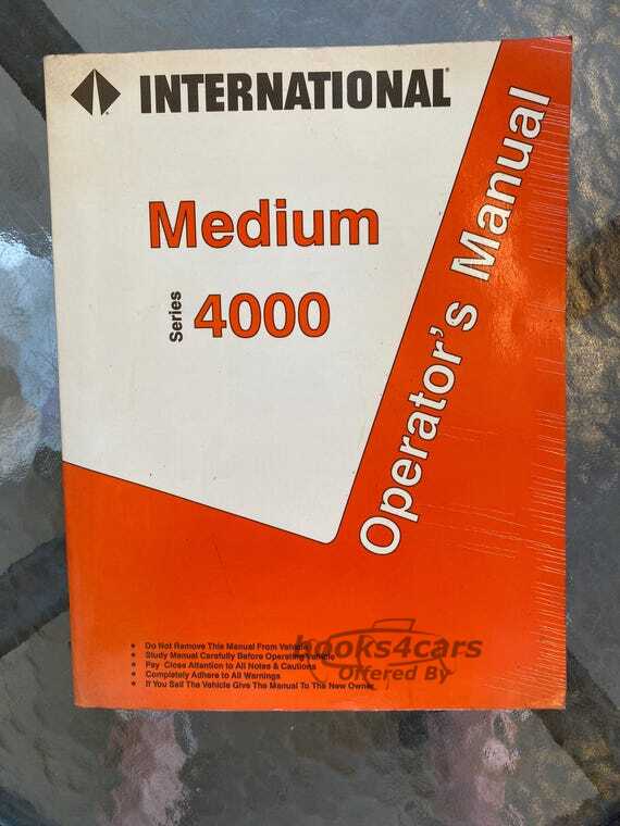 view cover of 4000 series Operators Manual by International