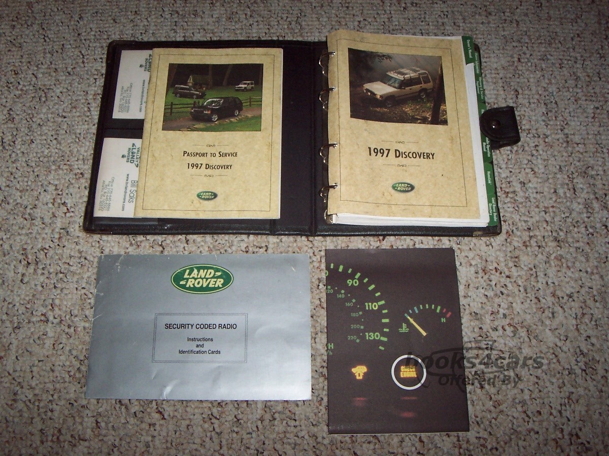 view cover of 1997 Discovery Owners Manual by Land Rover