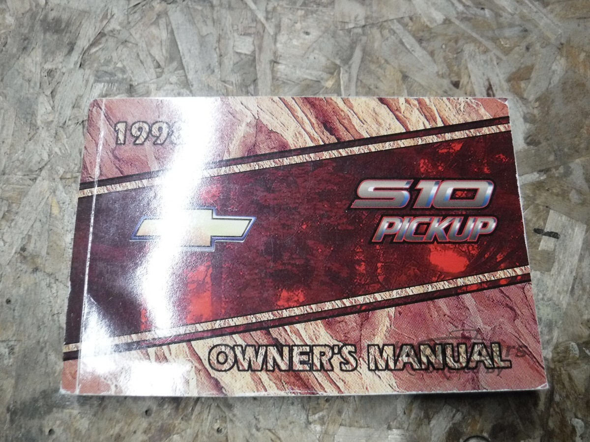 view cover of 1998 S10 pickup Owners manual by Chevrolet for S10