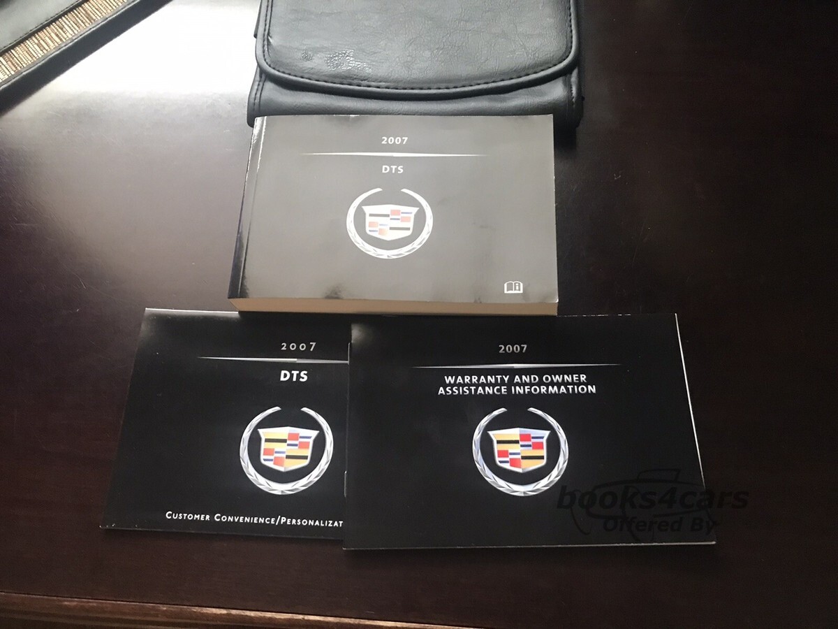 view cover of 2007 DTS owners manual by Cadillac
