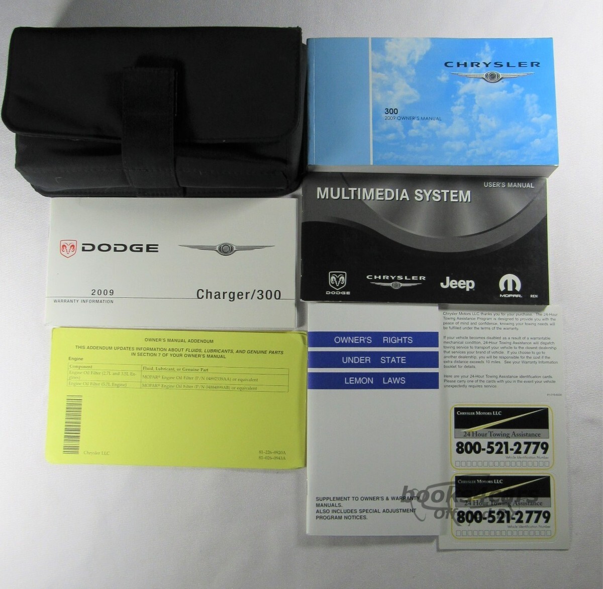 view cover of 2009 300 Owners Manual by Chrysler