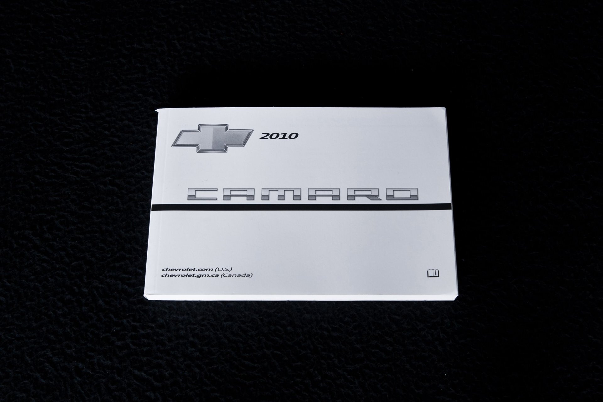 view cover of 2010 Camaro Owners Manual by Chevrolet