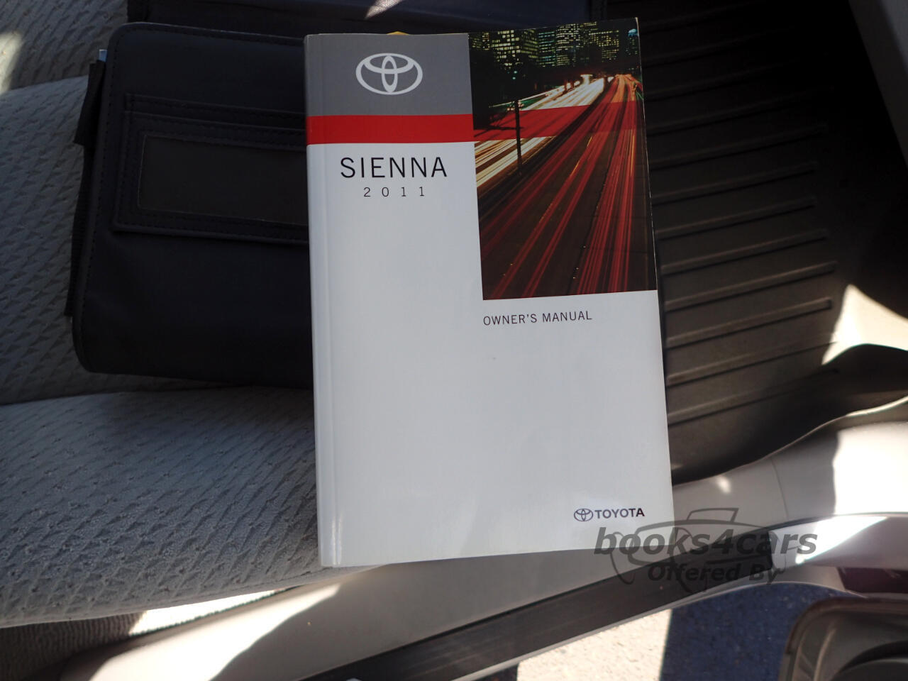 view cover of 2011 Sienna owners manual by Toyota