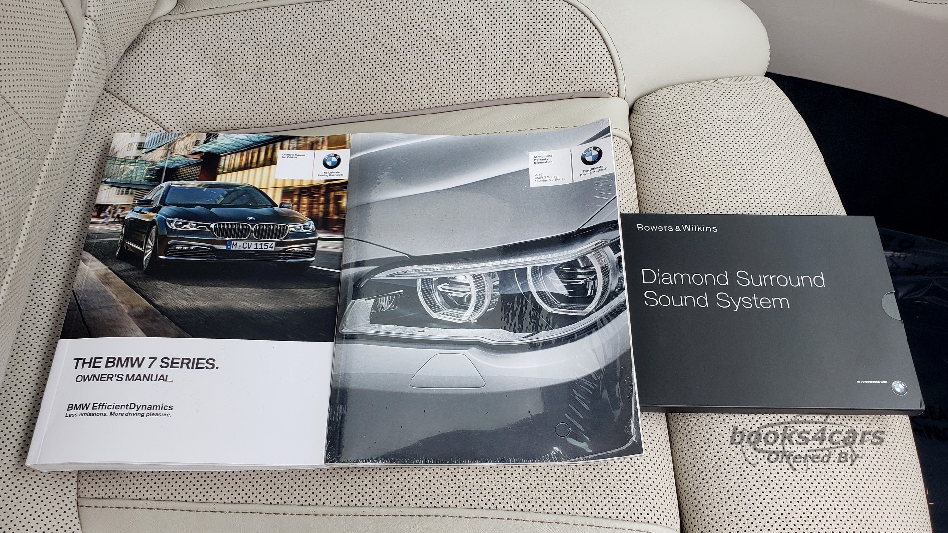 view cover of 2012 750i Owners Manual by BMW